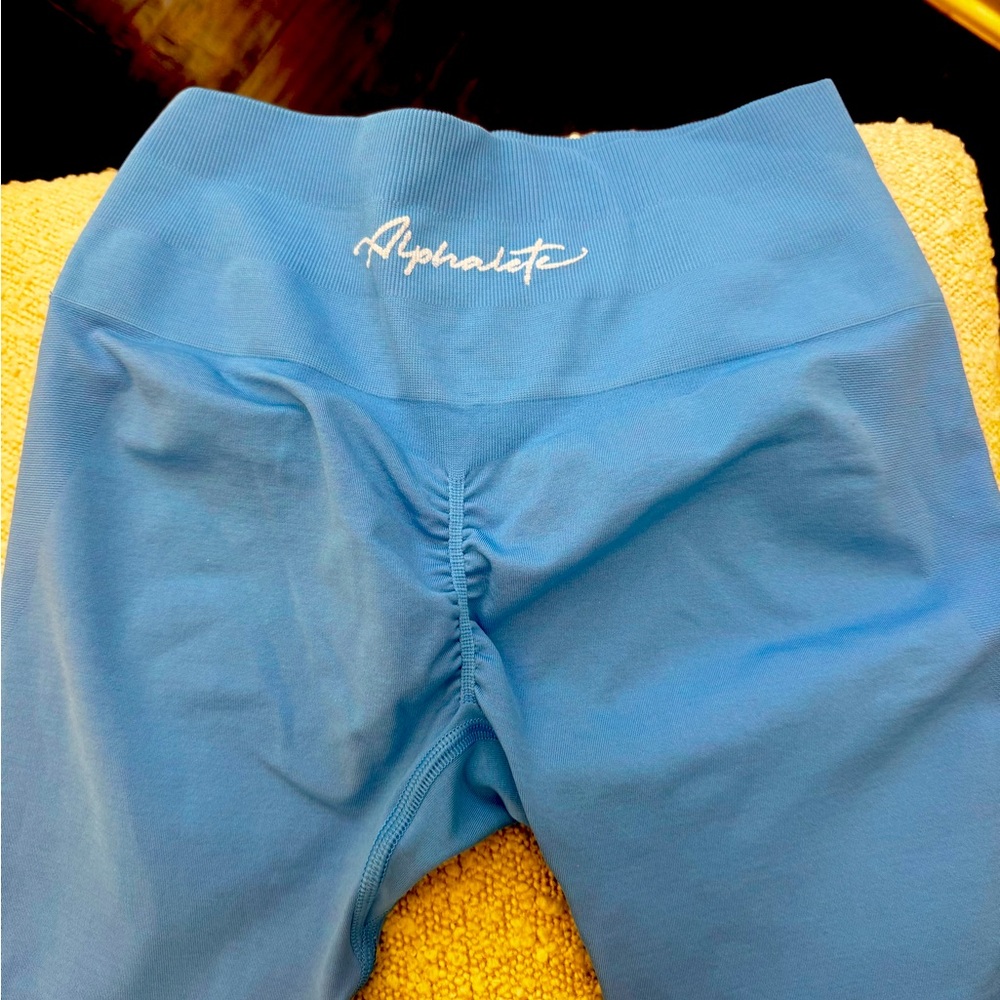 Amplify legging by Alphalete